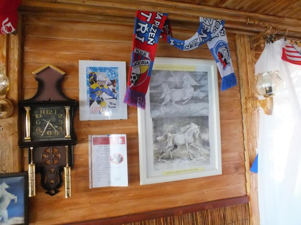 Feherlo Vendeghaz & Restaurant Buk Bagian luar foto